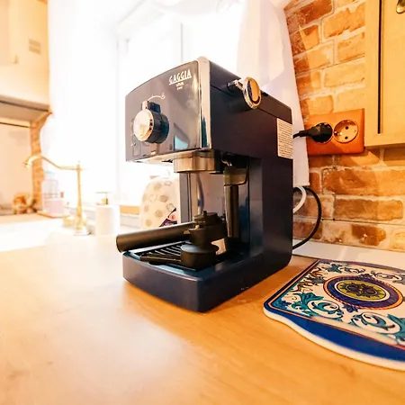 Blue Nest Old Town *