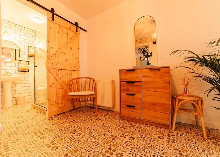 Blue Nest Old Town Apartment Brasov