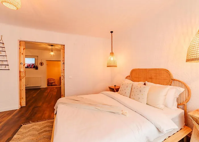 Blue Nest Old Town Apartment